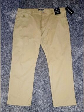 NWT Mens U.S. Polo Assn. Slim Straight Stretch Kakhi Jeans. 42x30